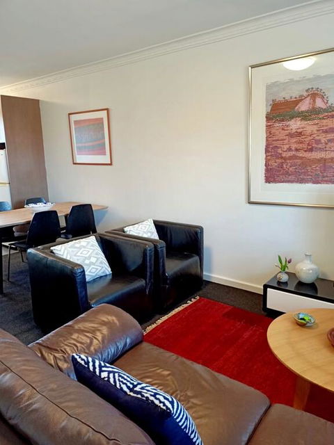 Superb 2 BR Apartment Minutes To CBD- Cen7 - Australian Directory 3