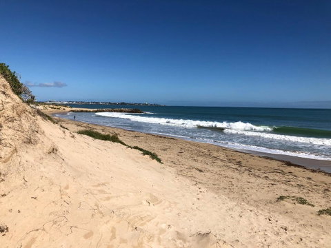Surf And Sun In Silver Sands - Australian Directory 1