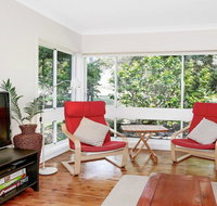Surf Beach Views - quiet position close to beach - Australian Directory