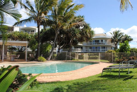 Surfside On The Beach - Australian Directory 1