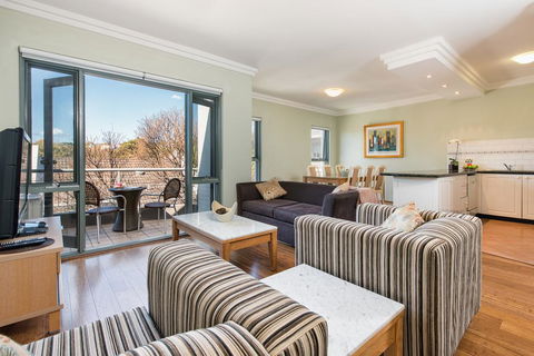 SYDNEY INNER CITY SANCTUARY - Free Parking - Australian Directory 0