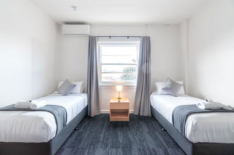 Sydney Junction Hotel - Australian Directory 3