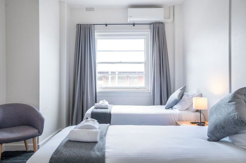 Sydney Junction Hotel - Australian Directory 1