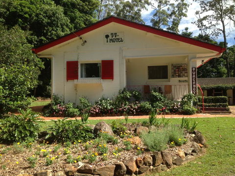 Tall Trees Motel Mountain Retreat - Australian Directory 3