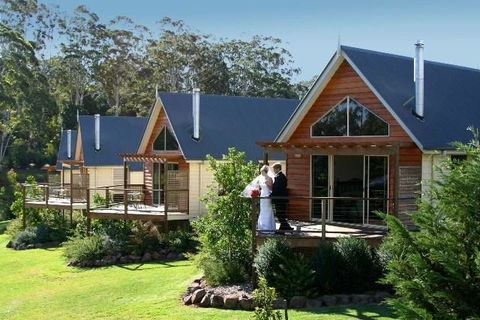 Tamborine Gardens - Australian Directory 0