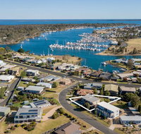 Tanjil - A stroll from the water in Paynesville - Australian Directory