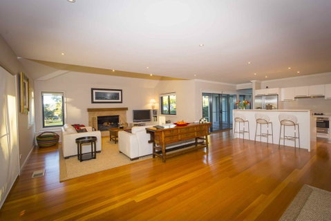 The Arthouse - Australian Directory 1