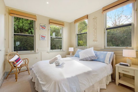 The Bantry 1 Merimbula - Australian Directory 2