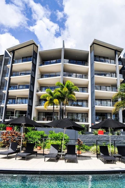 The Bay Apartments - Australian Directory 3