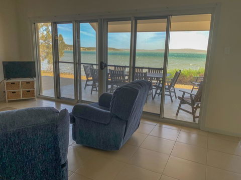 The Beach House - Australian Directory 3