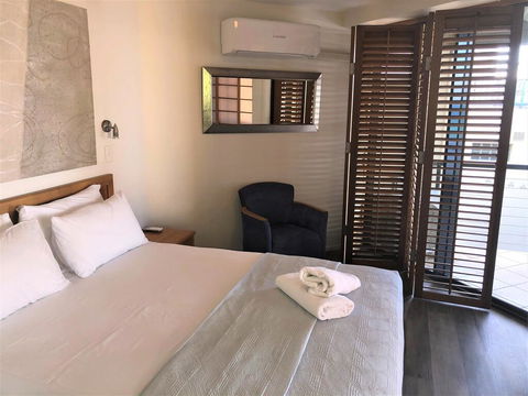 The Beach Retreat Coolum - Australian Directory 3