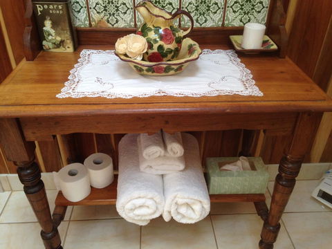 Ellie\'s Cottages - Australian Directory 25