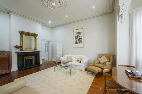 Roxburgh House Apartments - Australian Directory 7