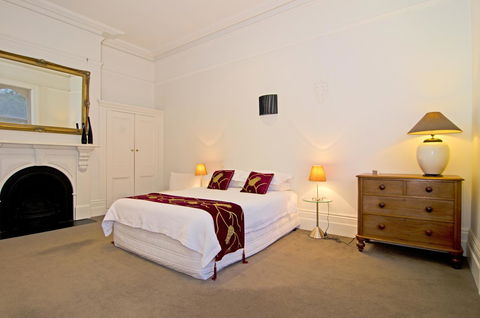 Roxburgh House Apartments - Australian Directory 22
