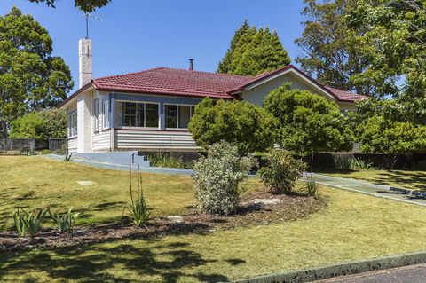 Tarraleah Estate - Australian Directory 37