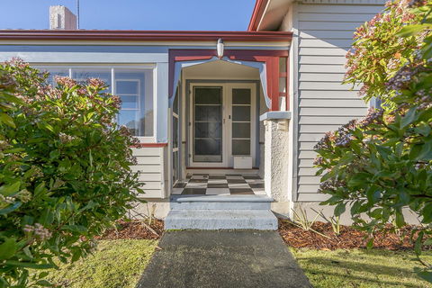 Tarraleah Estate - Australian Directory 23
