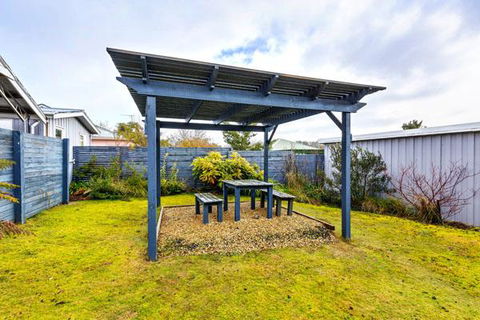 Tarraleah Estate - Australian Directory 42