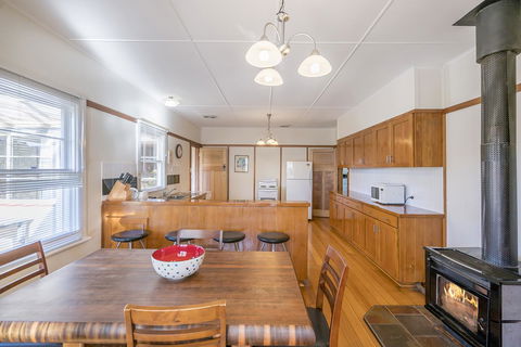 Tarraleah Estate - Australian Directory 21