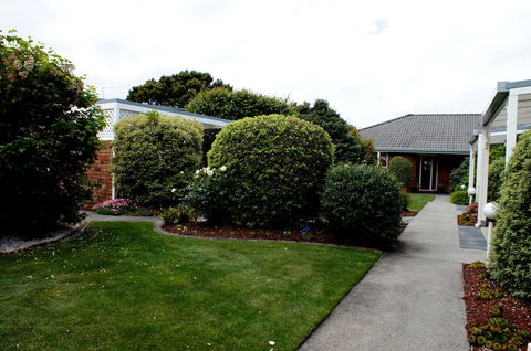 Shearwater Cottages - Australian Directory 11