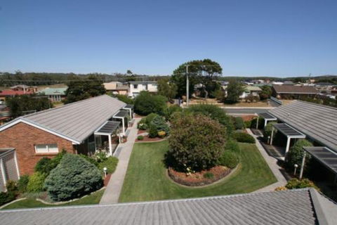 Shearwater Cottages - Australian Directory 14