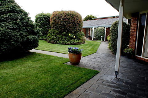 Shearwater Cottages - Australian Directory 28
