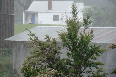 Buttons Cottage For Canyon & Rain Forest Walks With In House Dining - Australian Directory 9