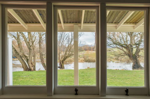 Ratho Farm - Australian Directory 13