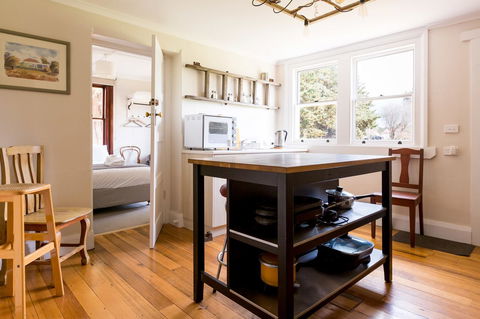 Ratho Farm - Australian Directory 14