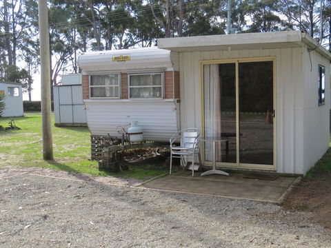 Captain Cook Holiday Park - Australian Directory 25