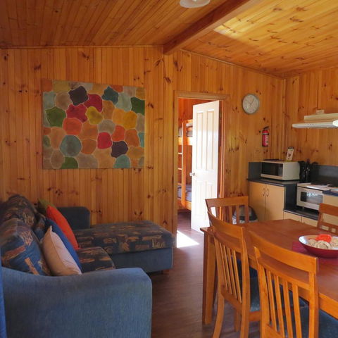 Captain Cook Holiday Park - Australian Directory 39