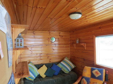 Captain Cook Holiday Park - Australian Directory 1
