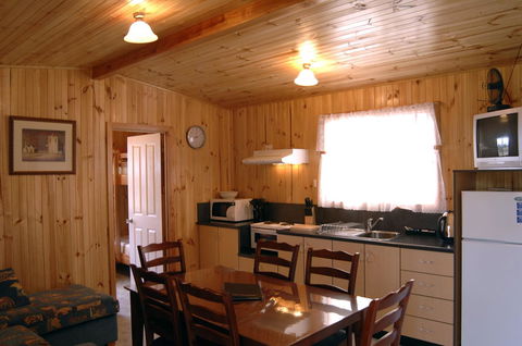 Captain Cook Holiday Park - Australian Directory 14