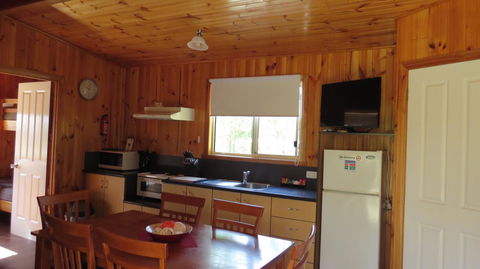 Captain Cook Holiday Park - Australian Directory 36