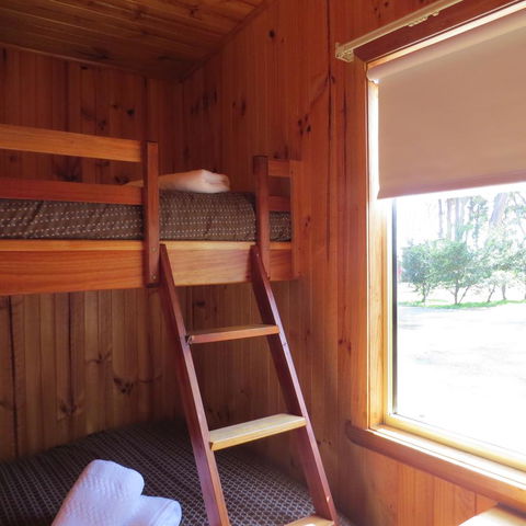 Captain Cook Holiday Park - Australian Directory 38