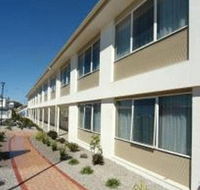 Edgewater Hotel - Australian Directory