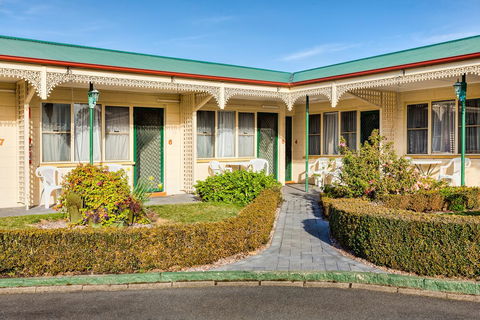 Wintersun Gardens Motel - Australian Directory 26