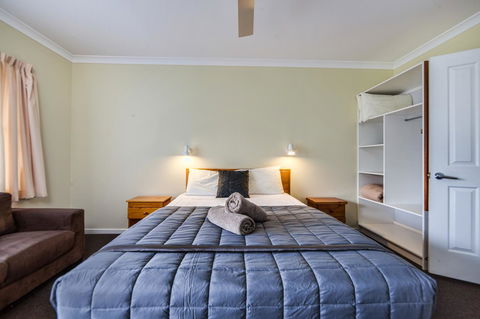 Wintersun Gardens Motel - Australian Directory 1