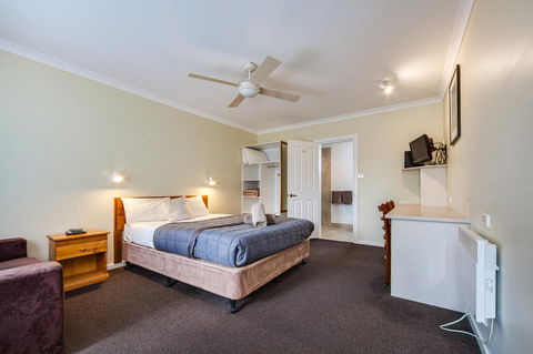 Wintersun Gardens Motel - Australian Directory 10