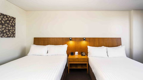 Hotel Grand Chancellor Hobart - Australian Directory 28