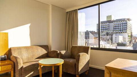 Hotel Grand Chancellor Hobart - Australian Directory 17