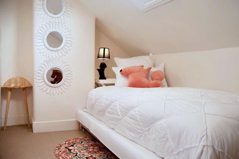 Lotus Gogh Apartment - Australian Directory 23