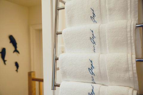 Lotus Gogh Apartment - Australian Directory 26