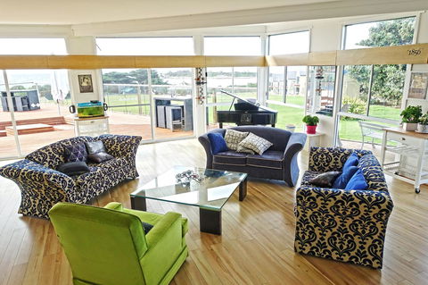 Diamond Island Resort - Australian Directory 12