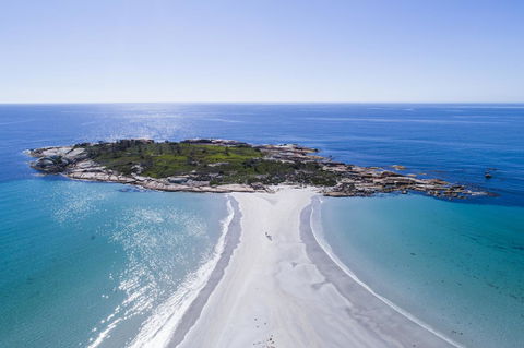 Diamond Island Resort - Australian Directory 2