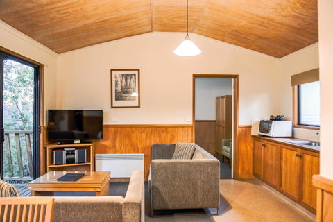 Cradle Mountain Wilderness Village - Australian Directory 27