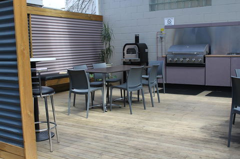 The Nook Backpackers - Australian Directory 42