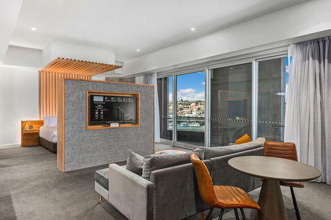 Peppers Silo - Australian Directory 22