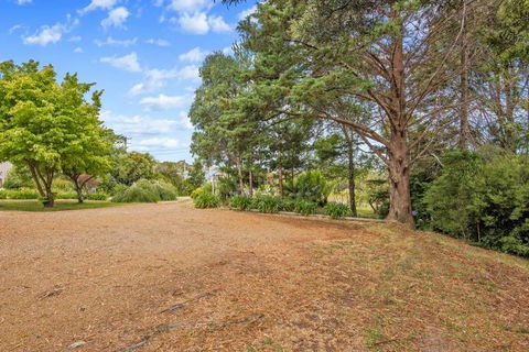 Green Views - Australian Directory 8