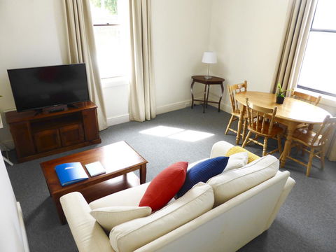 338 On Murray - Australian Directory 0