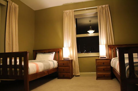 The Tasmanian Inn - Australian Directory 39